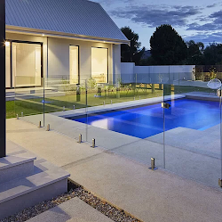 glass pool fencing