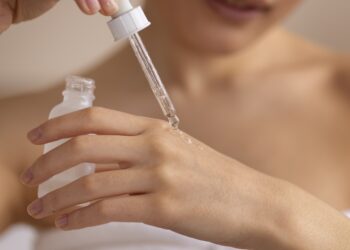 Niacinamide and Vitamin C Serum